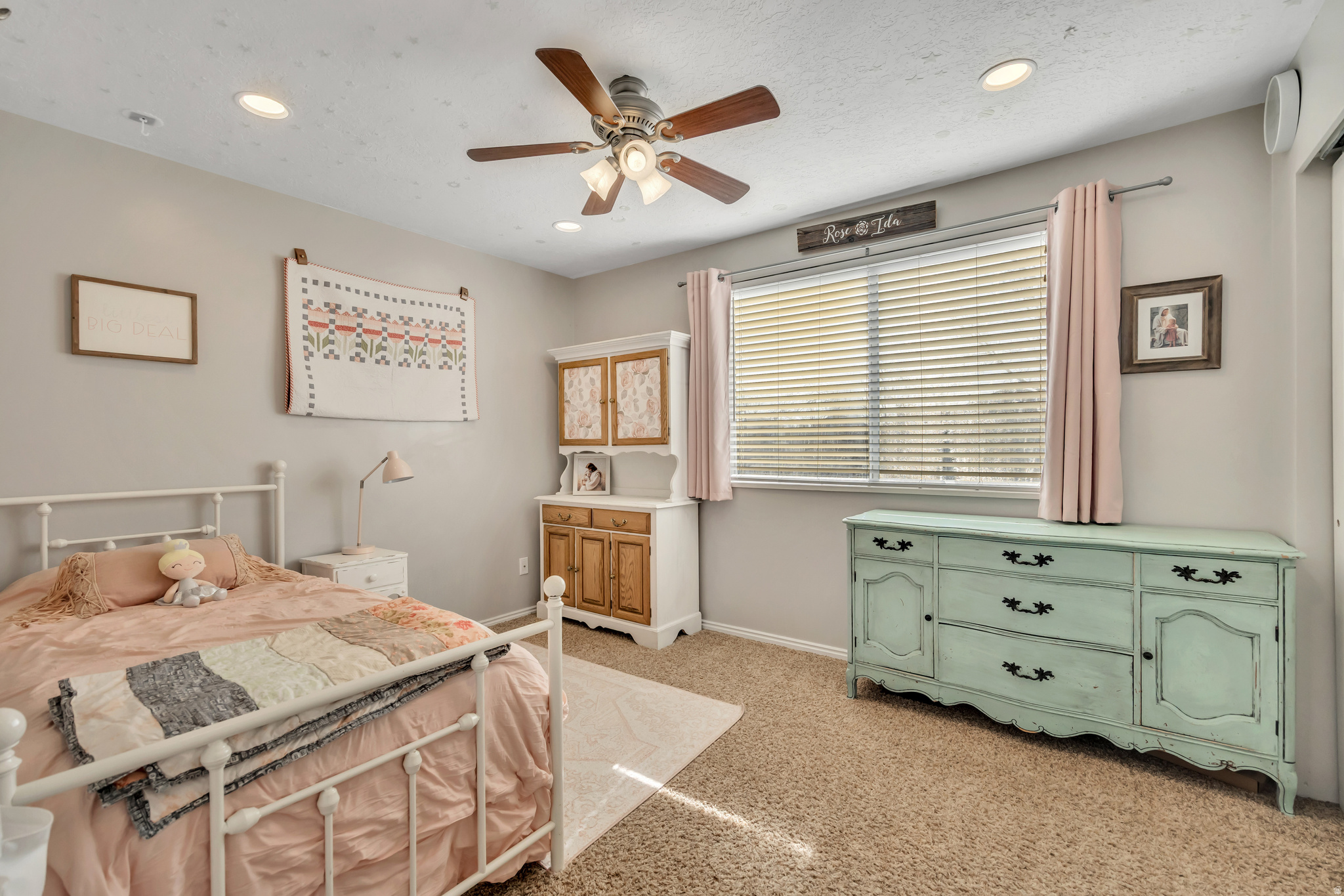 SUNTREE MEADOWS - Residential