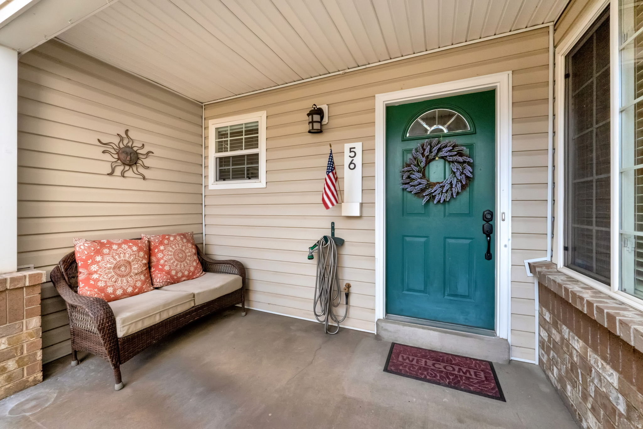 COUNTRY COTTAGES - Residential