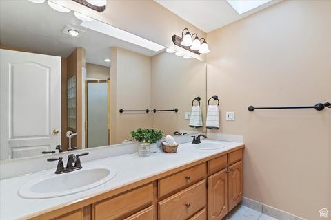 Tiny photo for 5522 S 600 E, Washington Terrace, UT 84405 (MLS # 2117796)