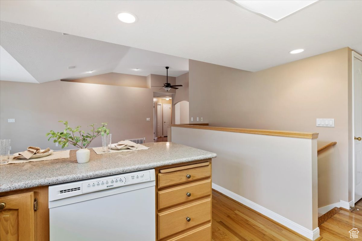 SOUTH POINTE - Residential