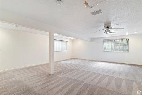 Tiny photo for 5522 S 600 E, Washington Terrace, UT 84405 (MLS # 2117796)