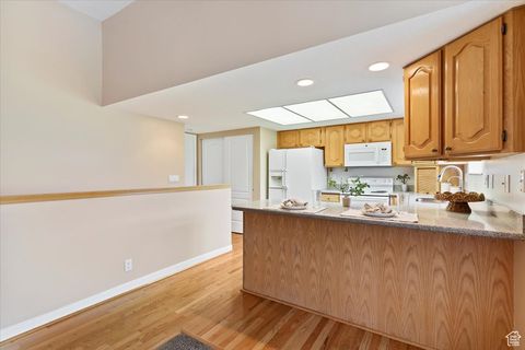 Tiny photo for 5522 S 600 E, Washington Terrace, UT 84405 (MLS # 2117796)