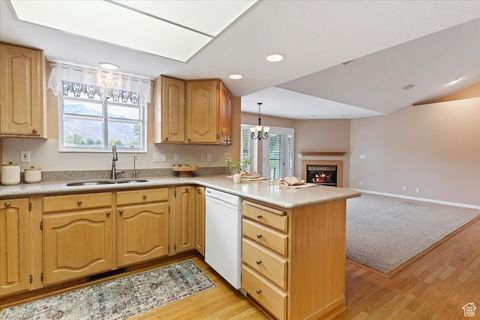 Tiny photo for 5522 S 600 E, Washington Terrace, UT 84405 (MLS # 2117796)