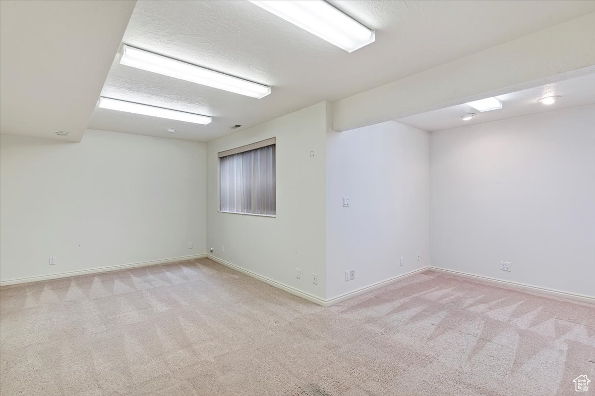 SOUTH POINTE - Residential