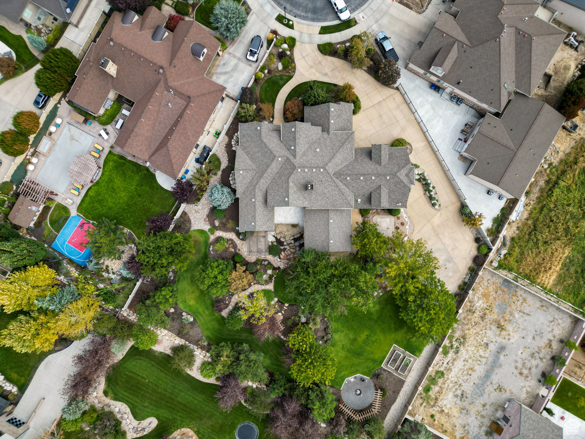 BISON RIDGE - Residential