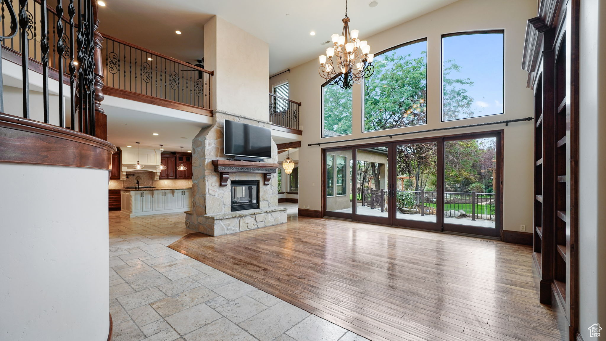 BISON RIDGE - Residential