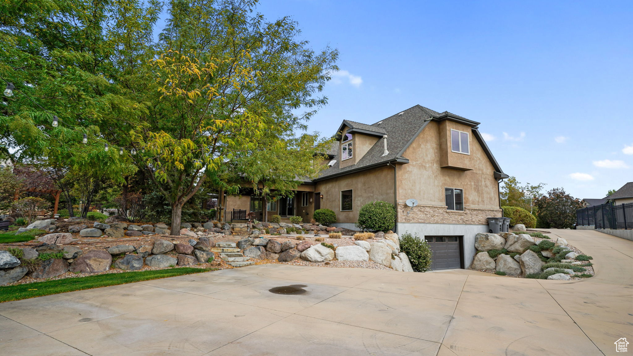 BISON RIDGE - Residential