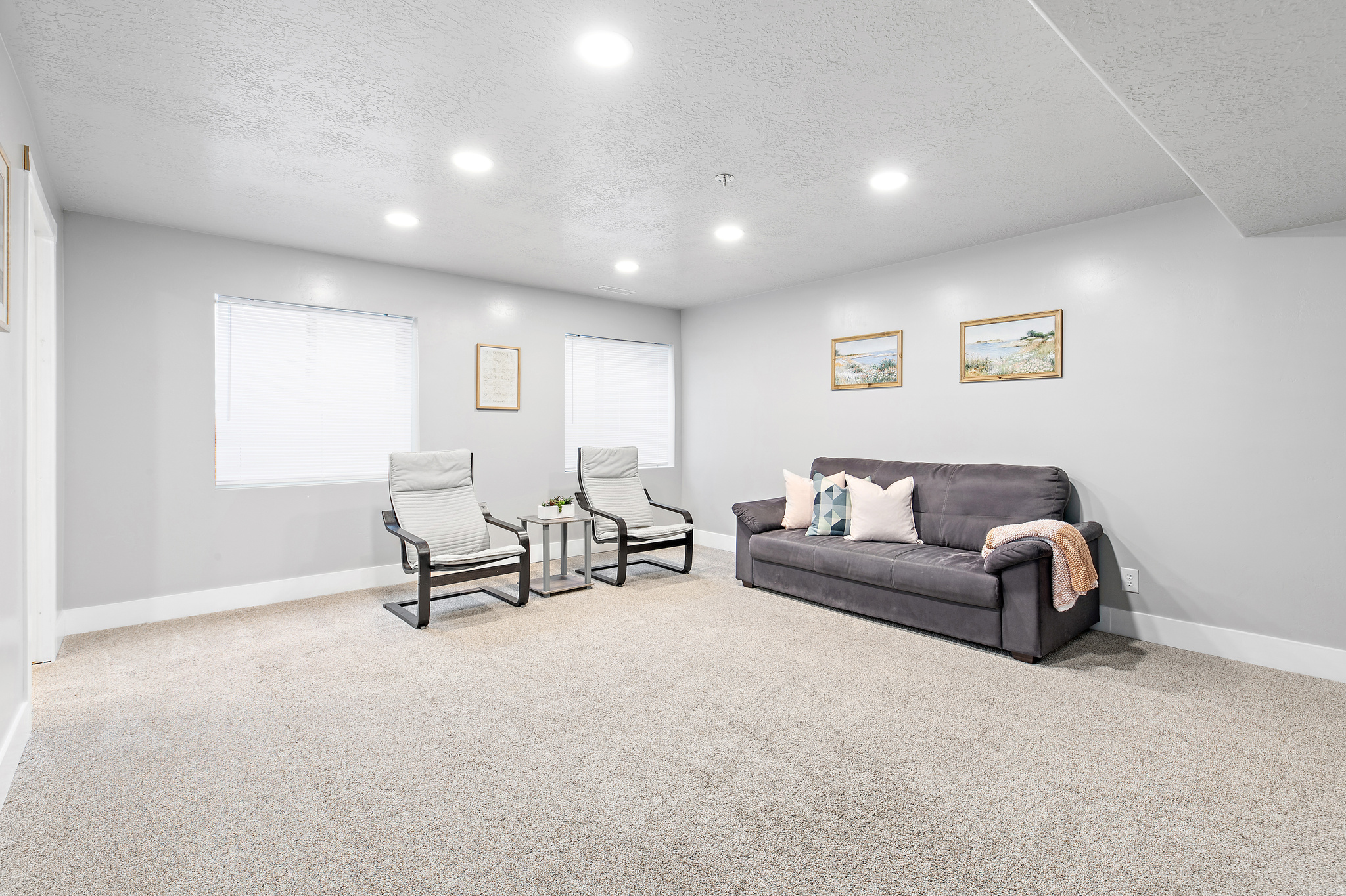 SPANISH VISTA - Residential