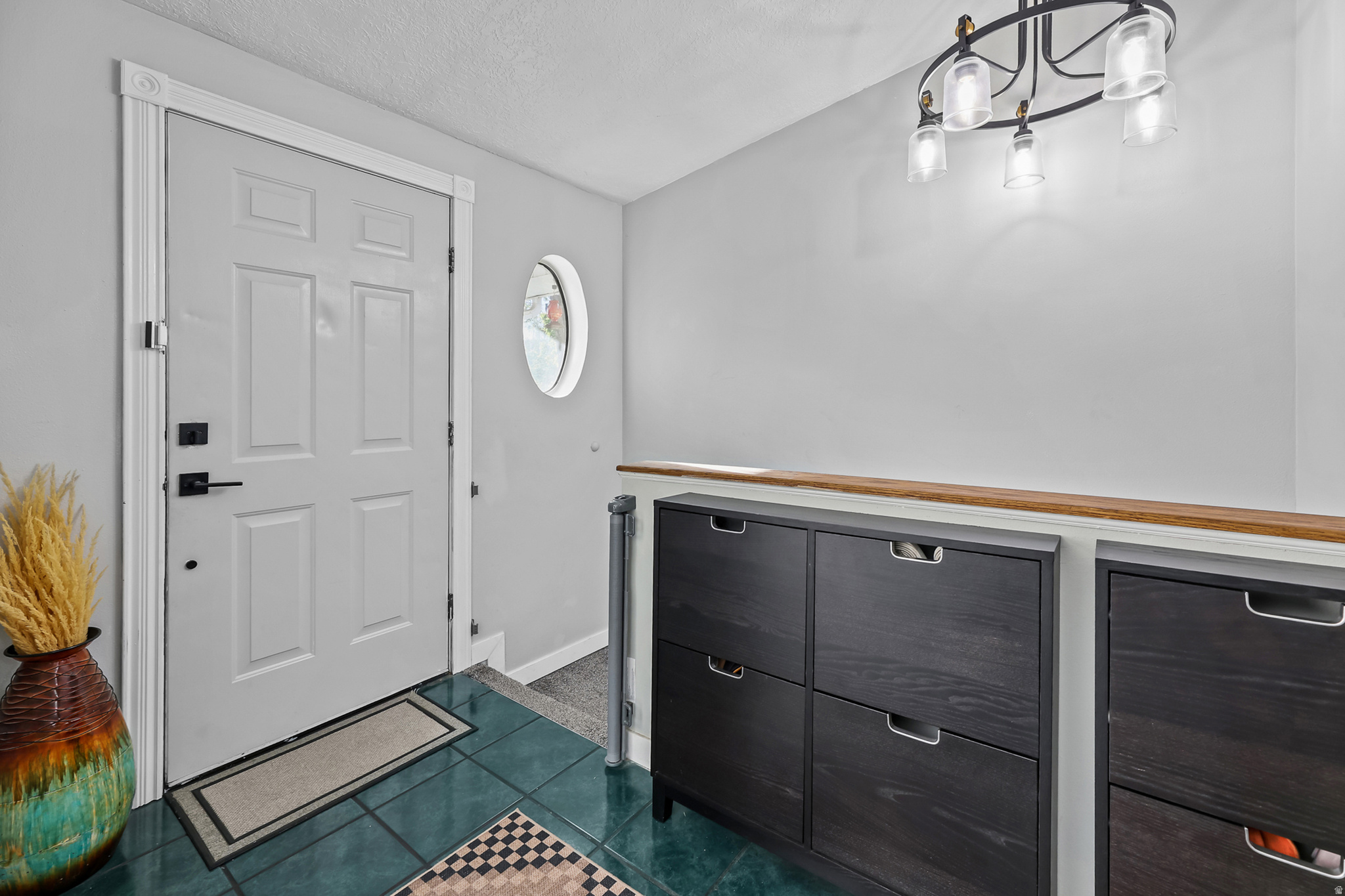 MOUNTAIN VIEW - Residential