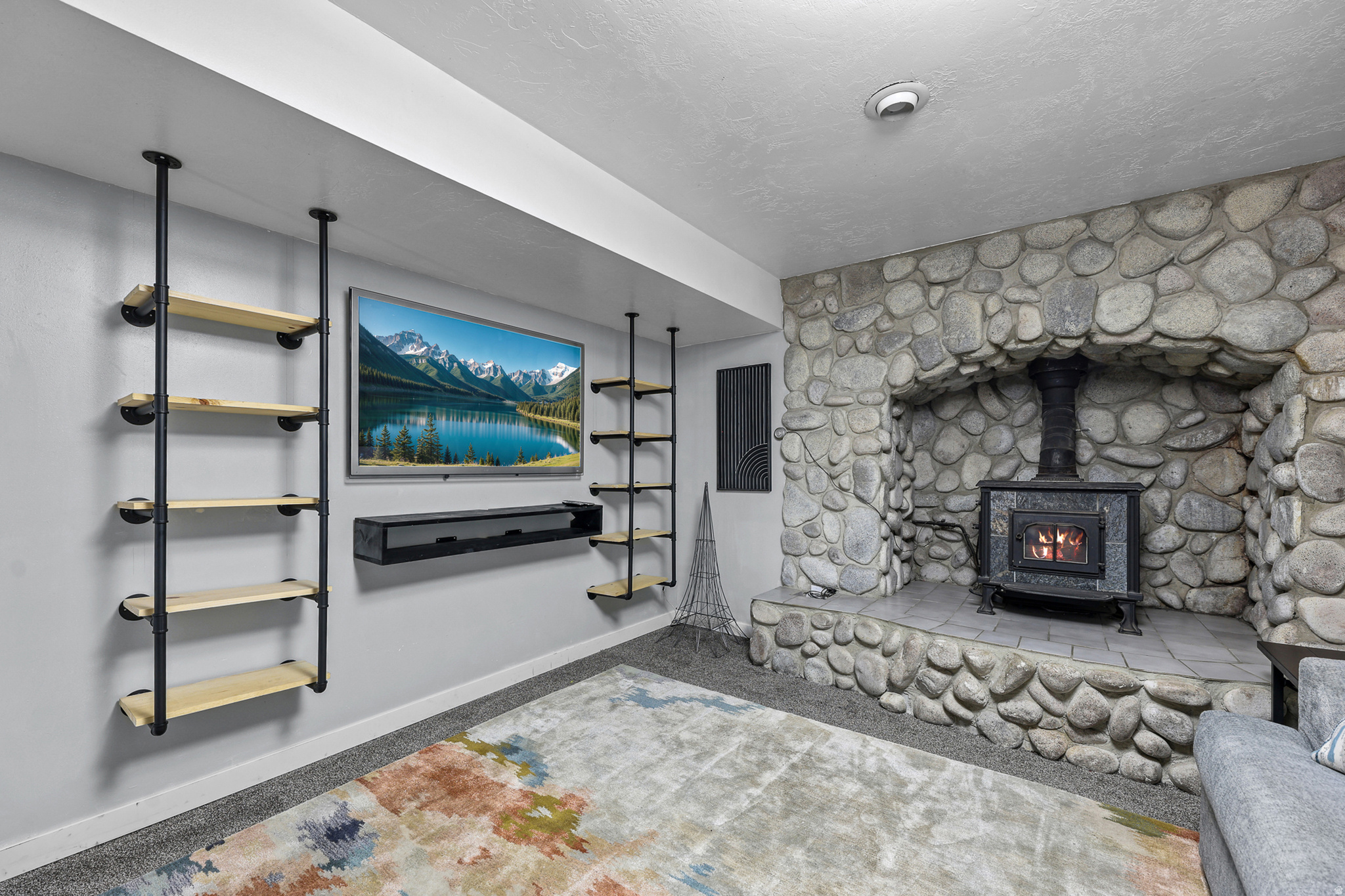 MOUNTAIN VIEW - Residential