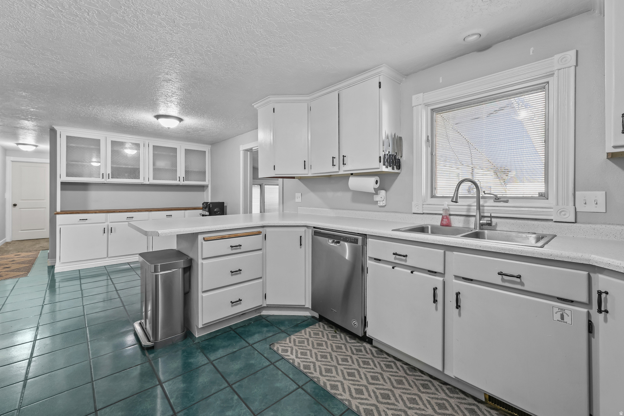 MOUNTAIN VIEW - Residential