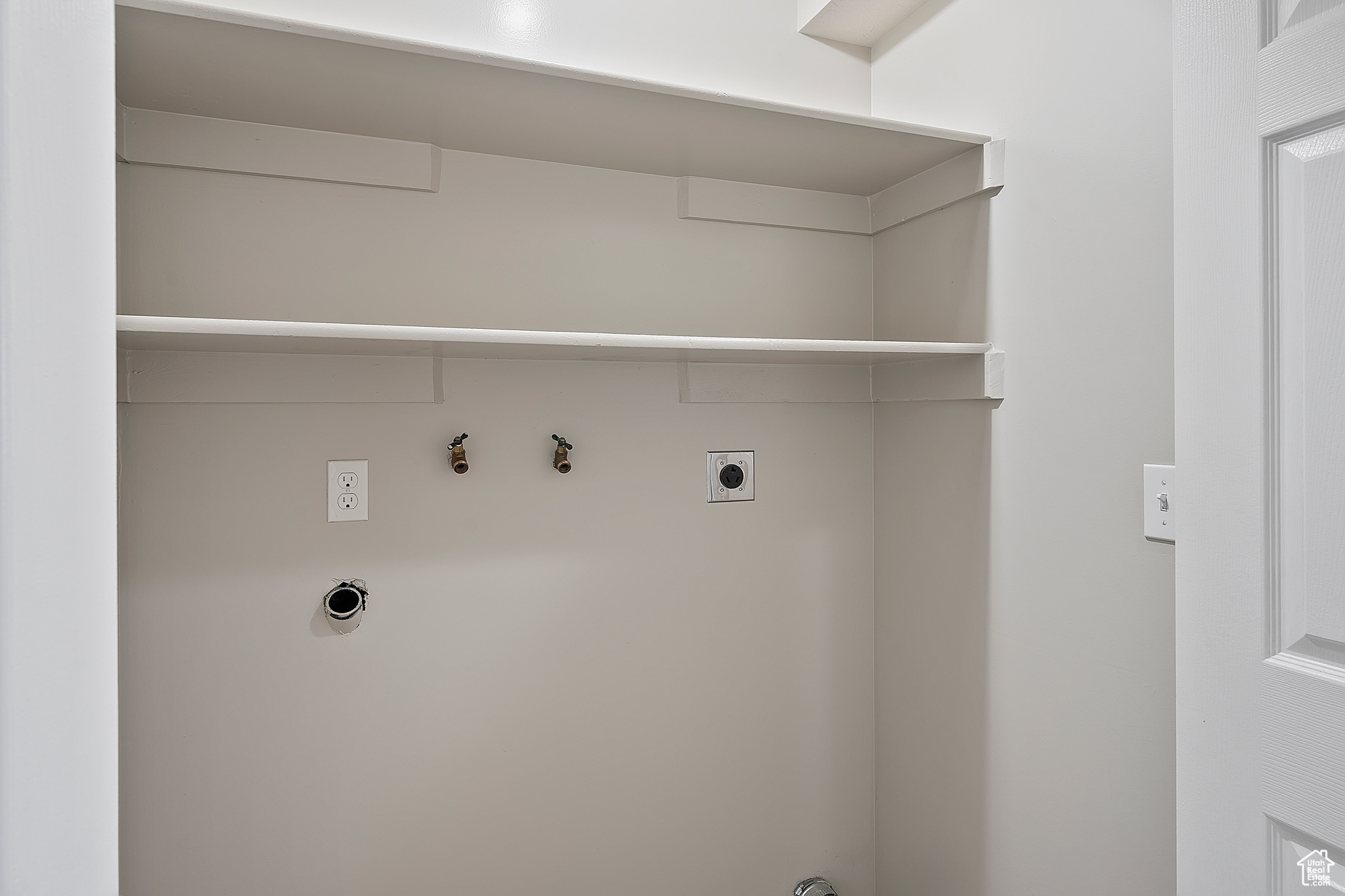 KENTWOOD CONDO - Residential