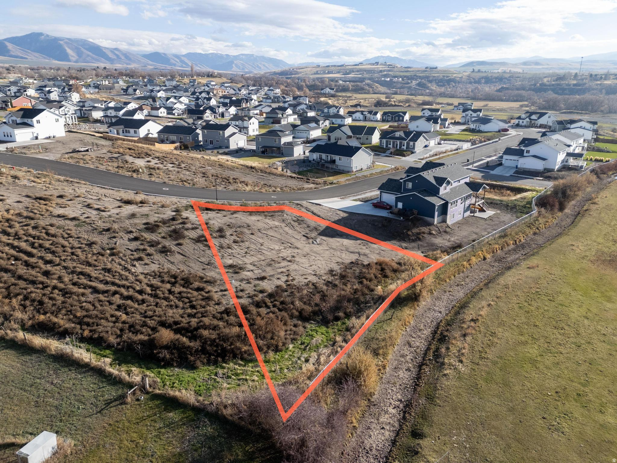 MOUNT STERLING - Land