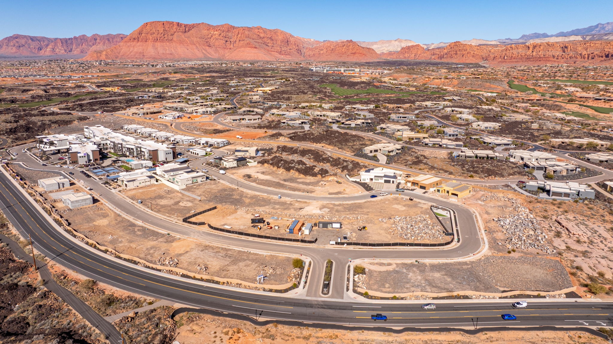 POINT AT SNOW CANYON - Residential