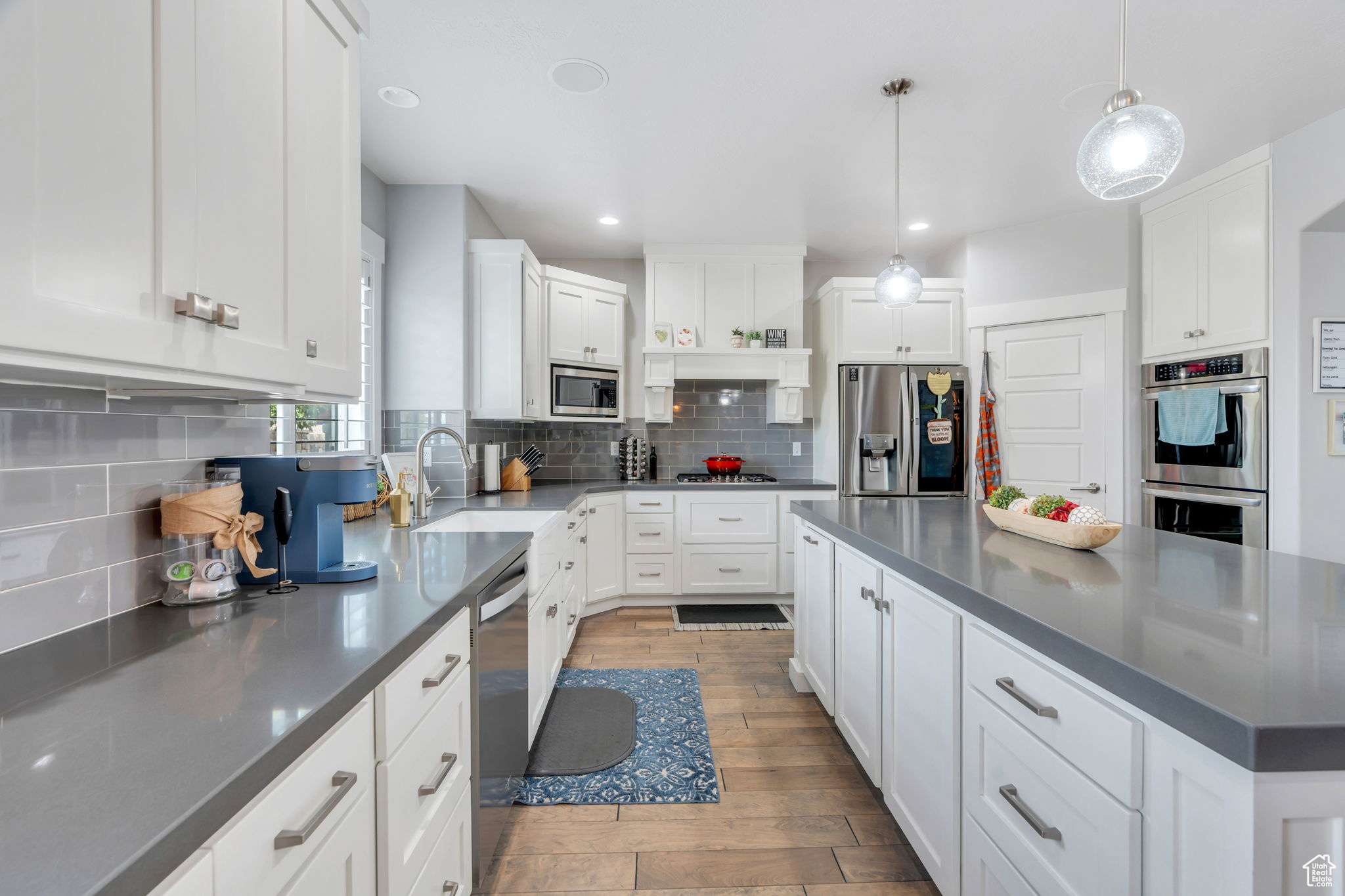 ASPEN HOLLOW - Residential
