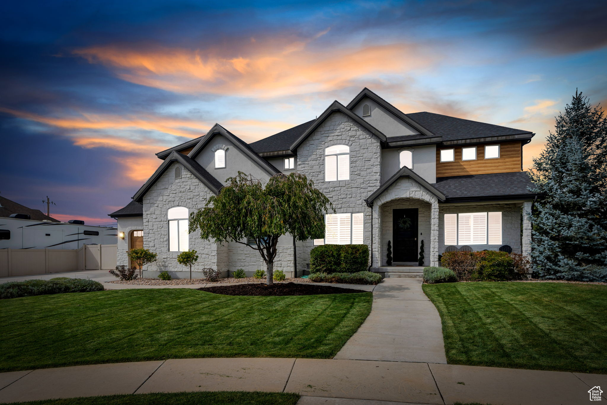 ASPEN HOLLOW - Residential