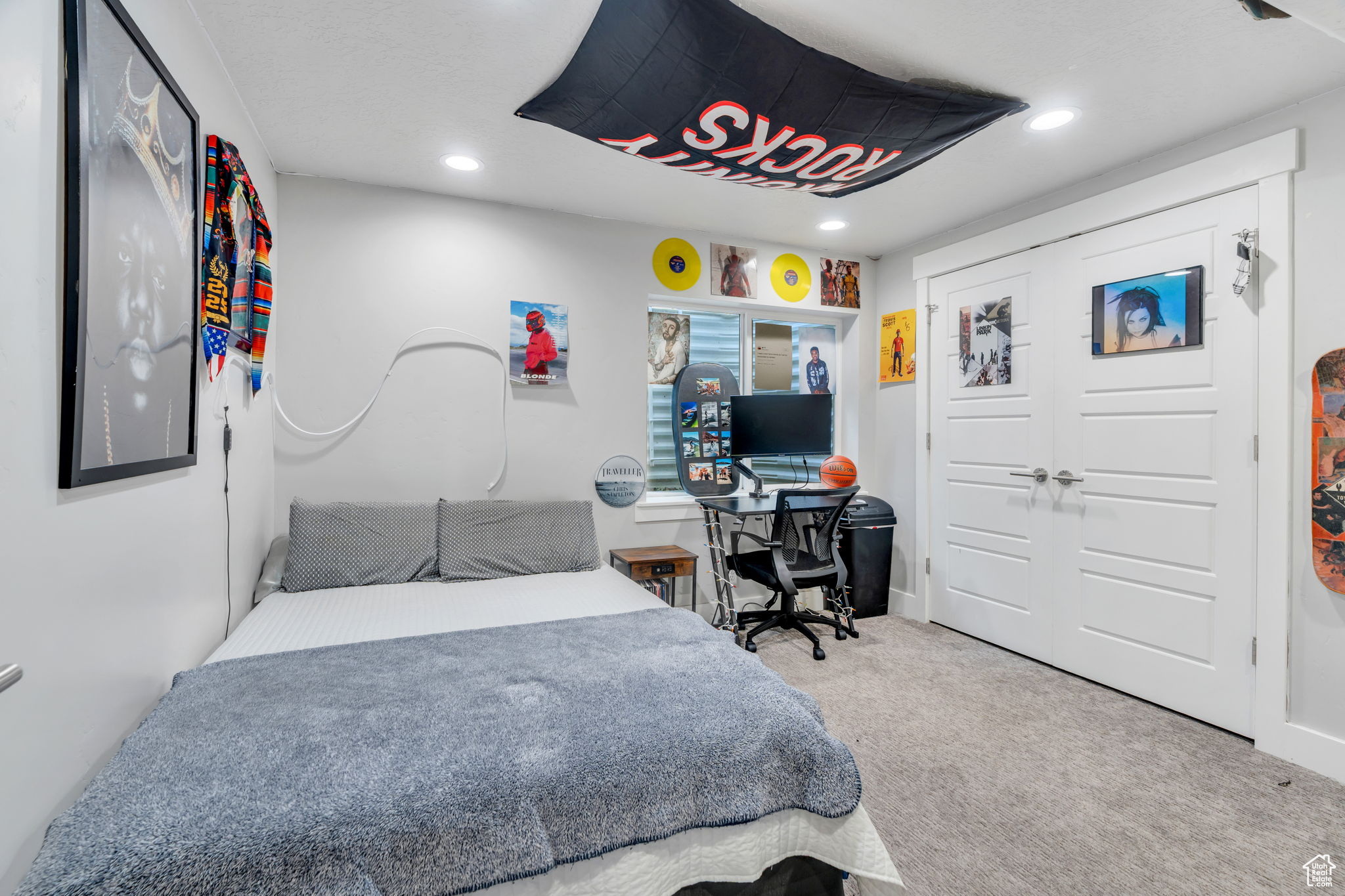 ASPEN HOLLOW - Residential