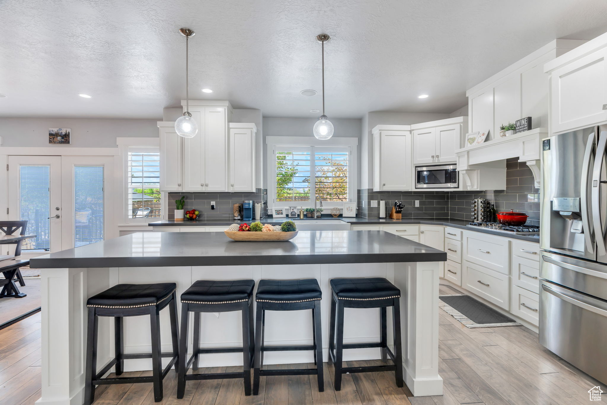 ASPEN HOLLOW - Residential