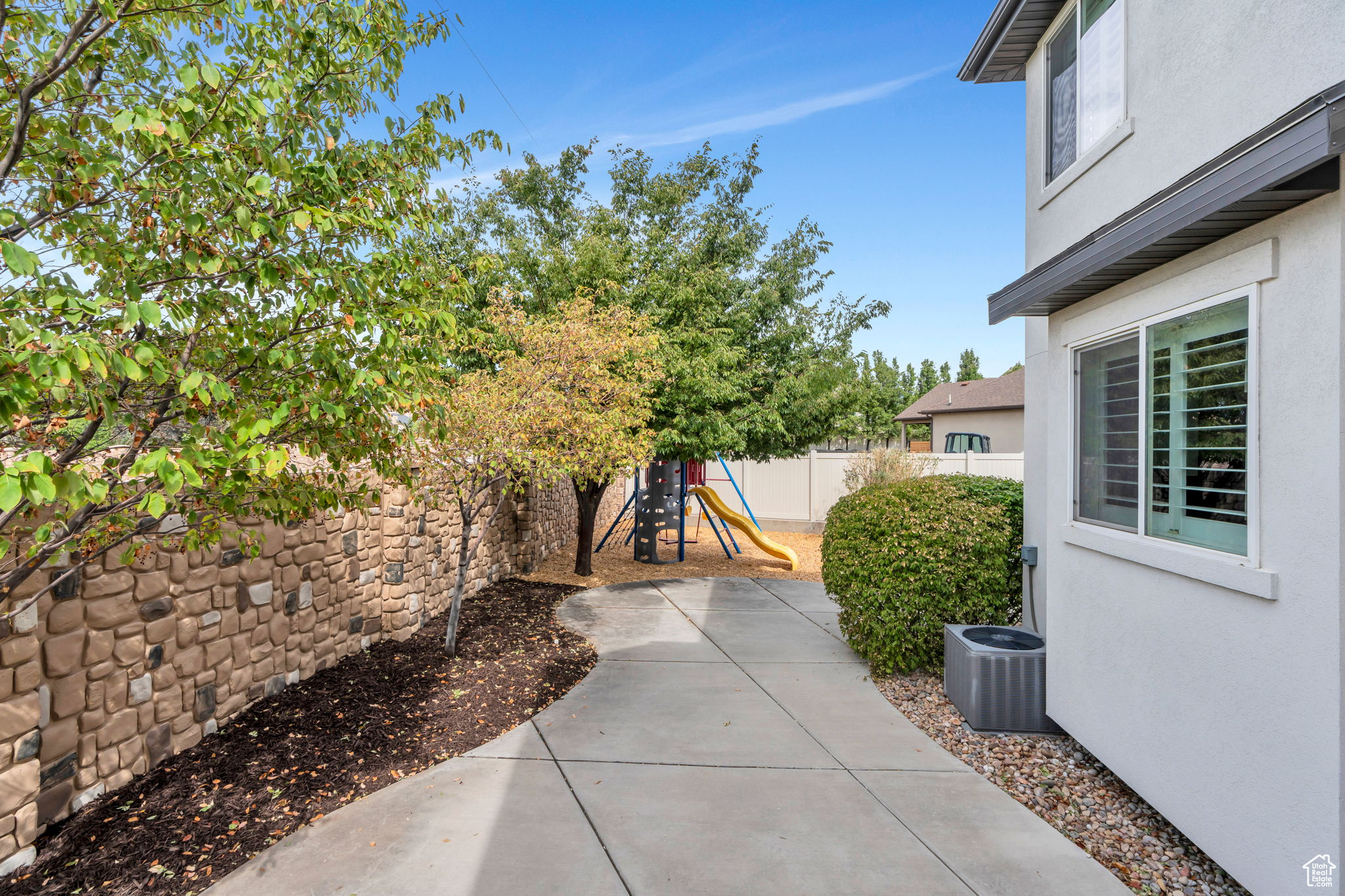 ASPEN HOLLOW - Residential