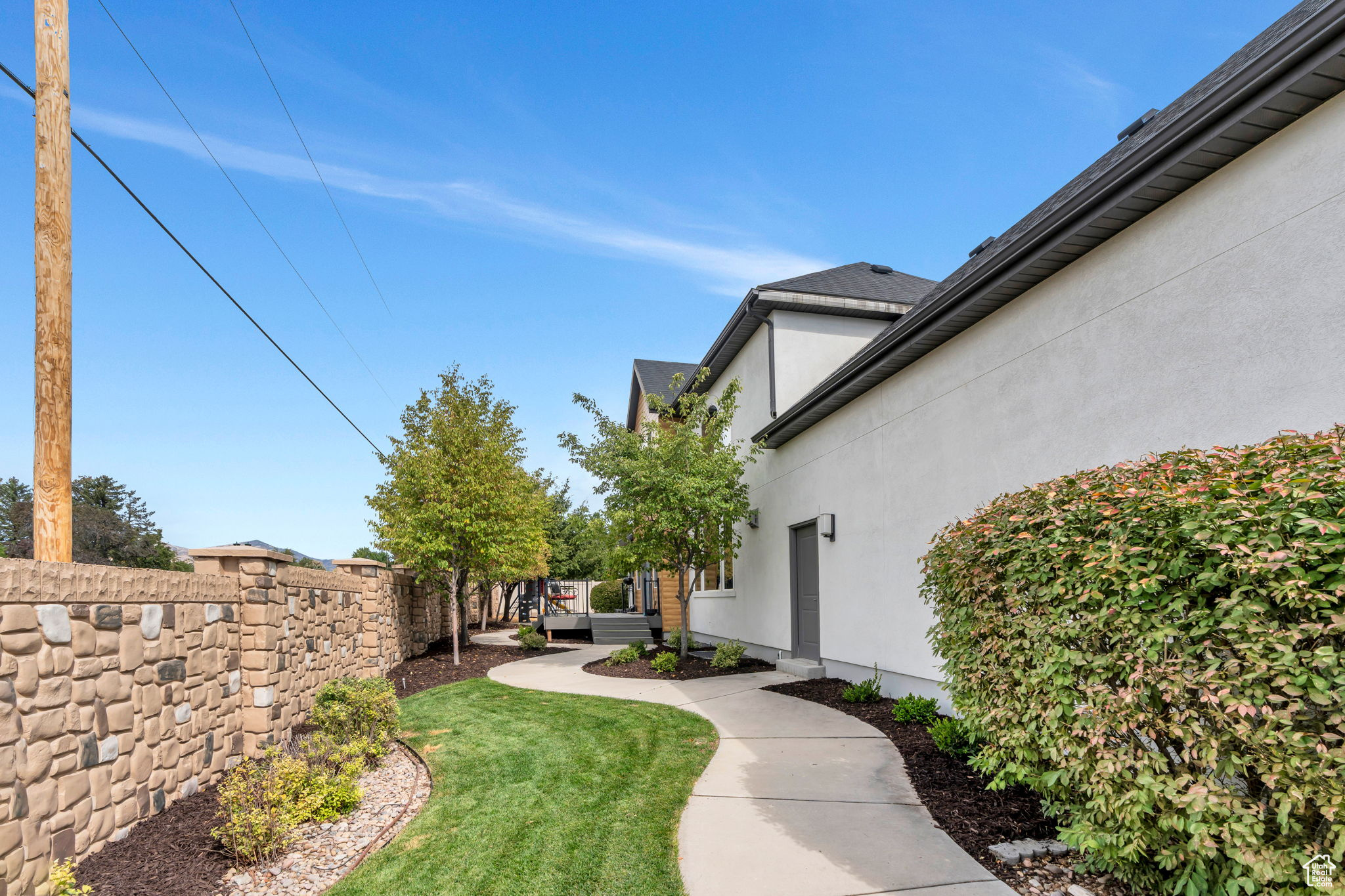 ASPEN HOLLOW - Residential