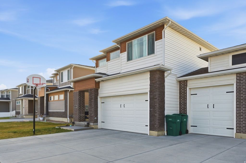 Photo of 3213 S 2400 W, West Haven, UT 84401 (MLS # 2131133)