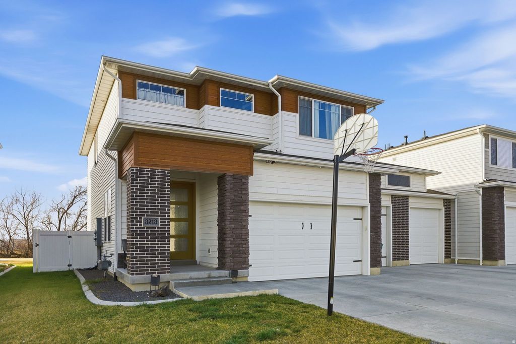 Photo of 3213 S 2400 W, West Haven, UT 84401 (MLS # 2131133)