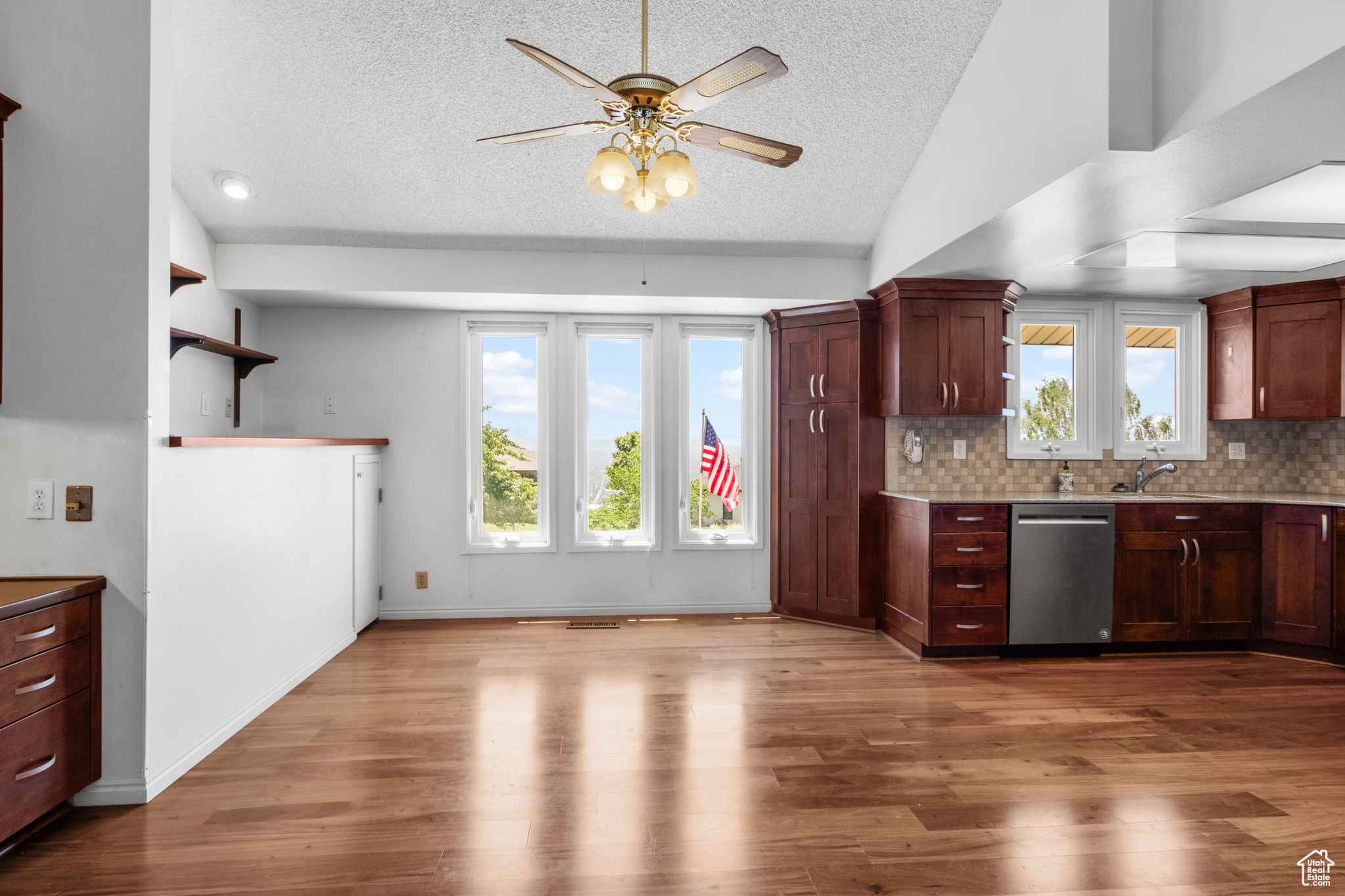 NORTHCREST - Residential