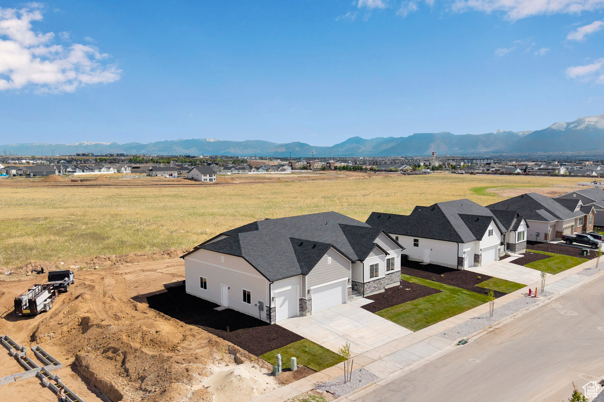 6196 W Teton Ranch Dr #305, Herriman, Utah image 2