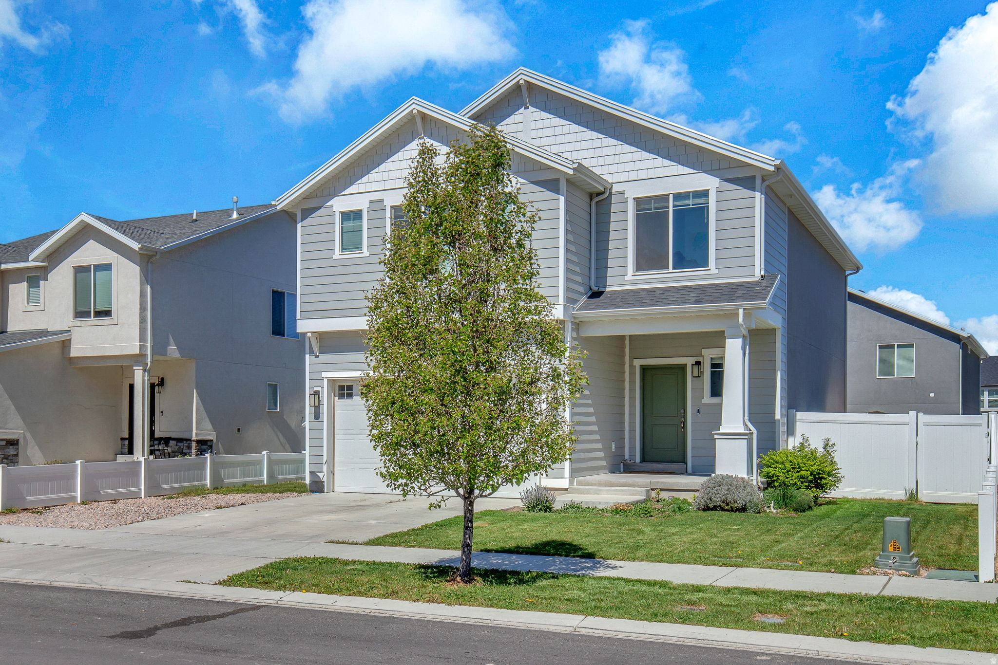 FOOTHILL VILLAGE - Residential