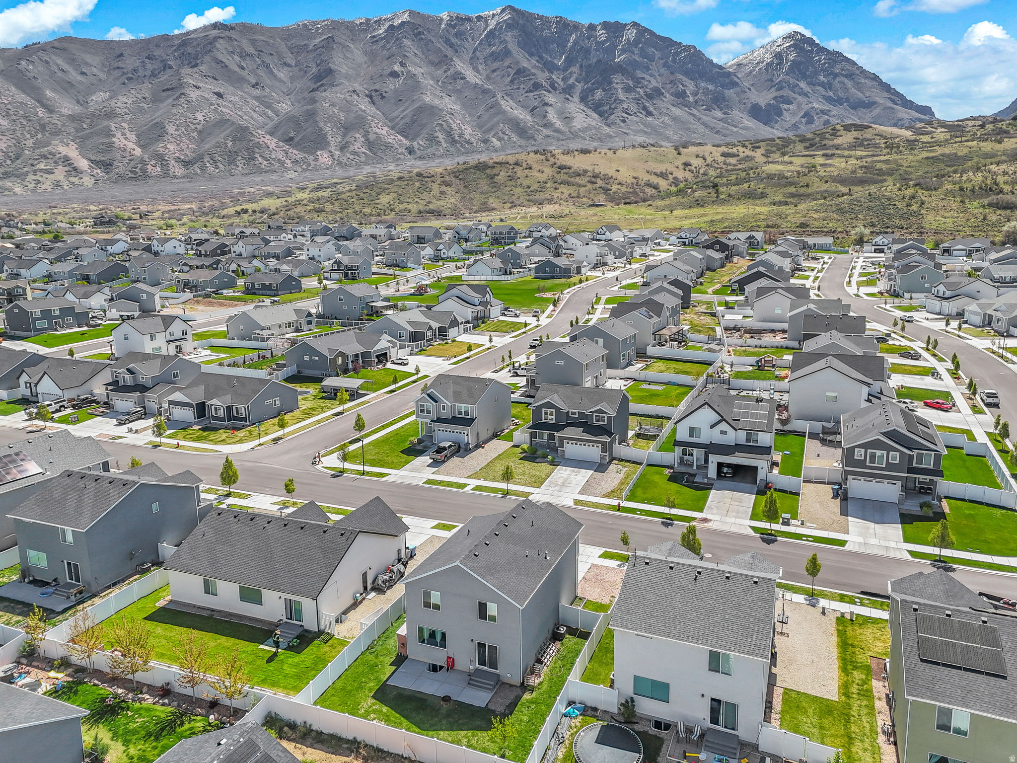 FOOTHILL VILLAGE - Residential