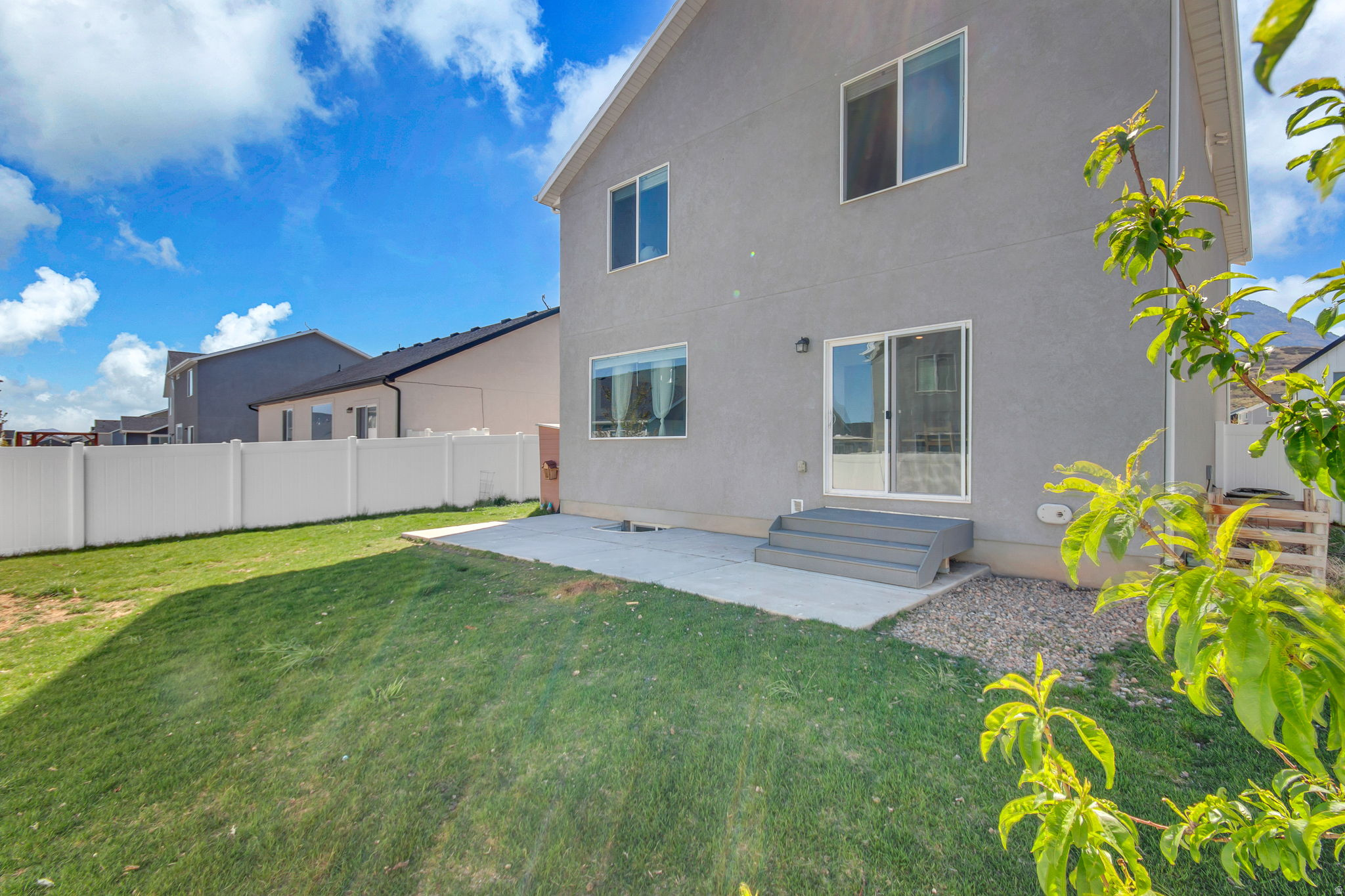 FOOTHILL VILLAGE - Residential