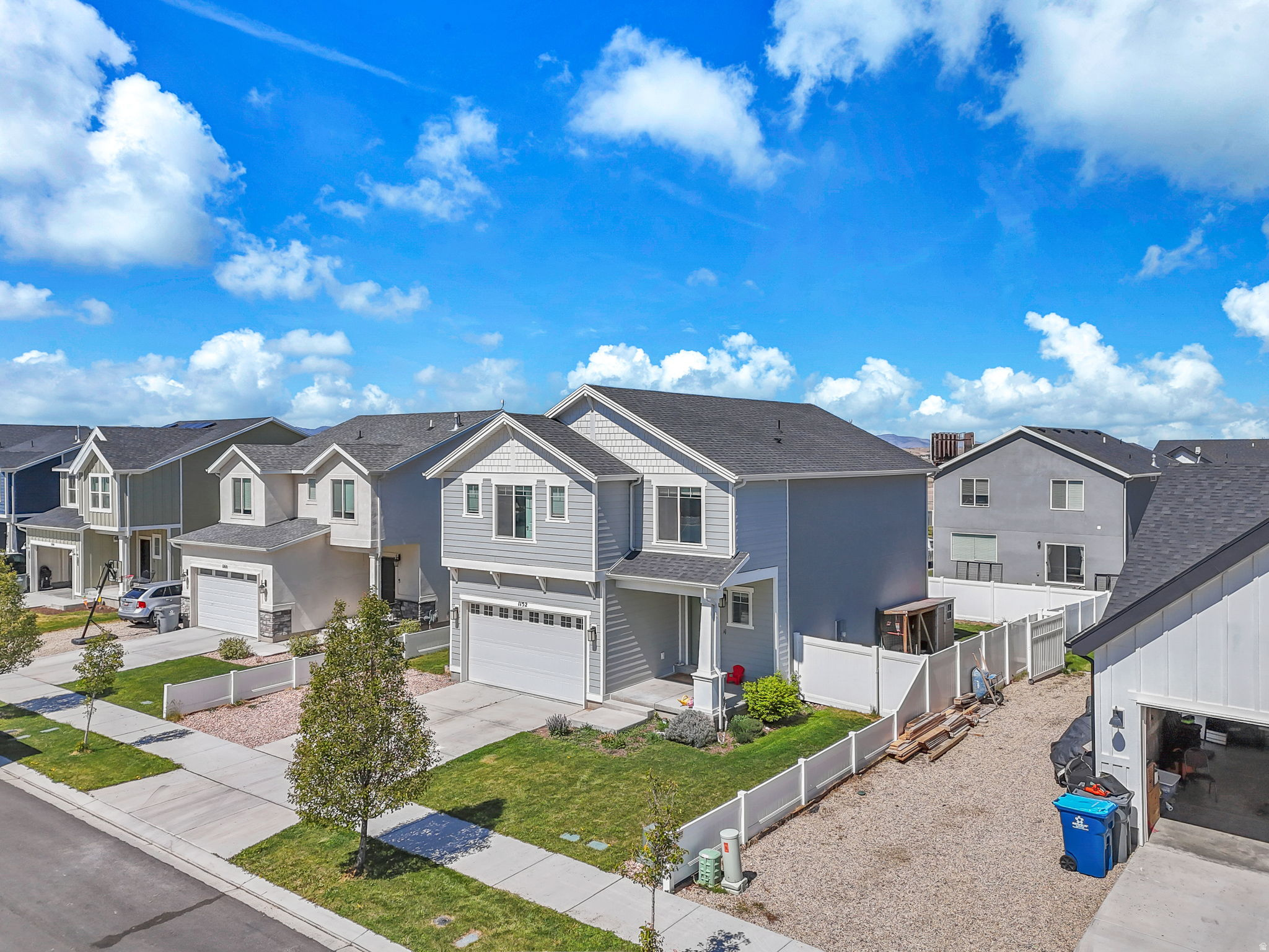 FOOTHILL VILLAGE - Residential