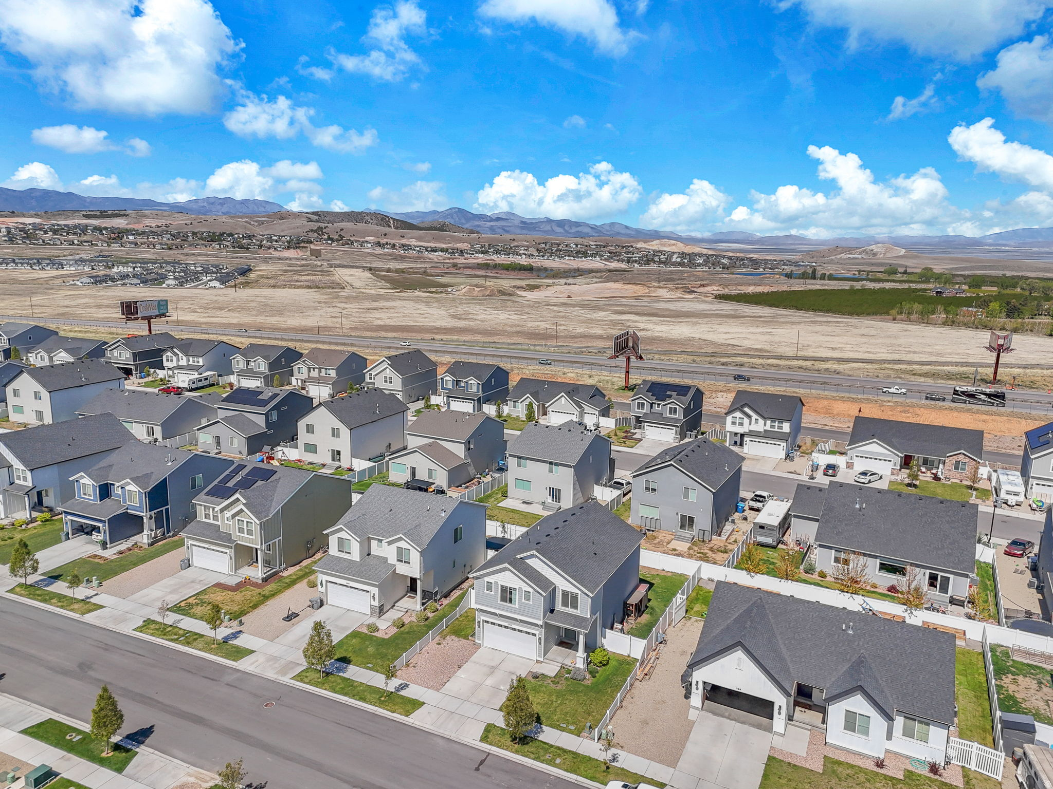 FOOTHILL VILLAGE - Residential