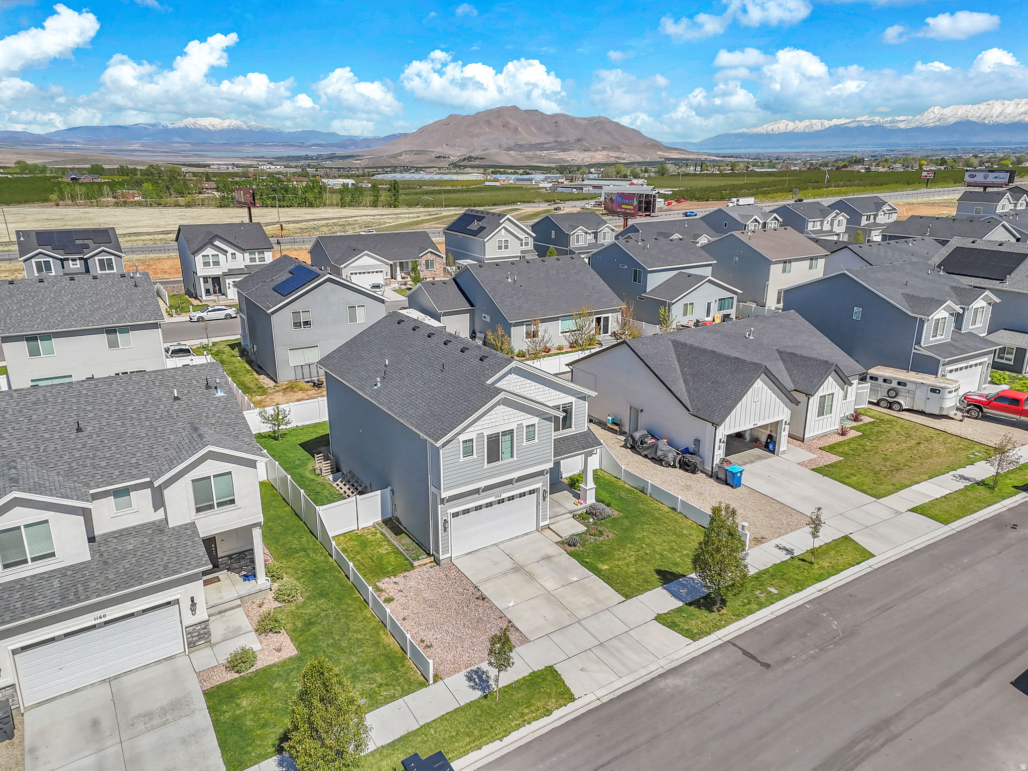 FOOTHILL VILLAGE - Residential