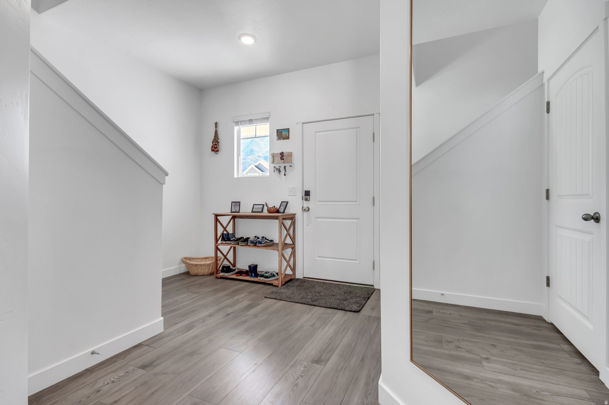 FOOTHILL VILLAGE - Residential