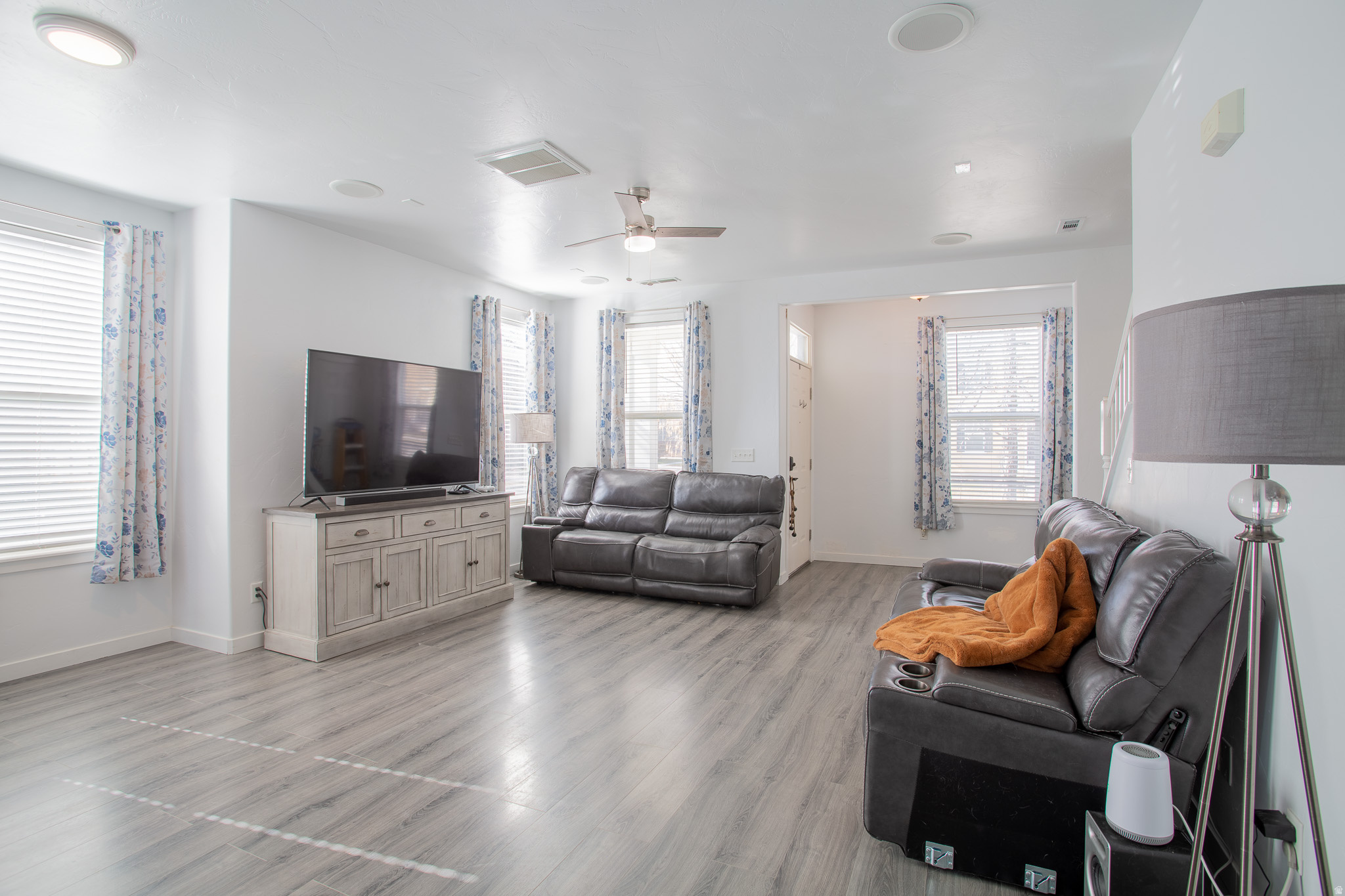 DAYBREAK - Residential