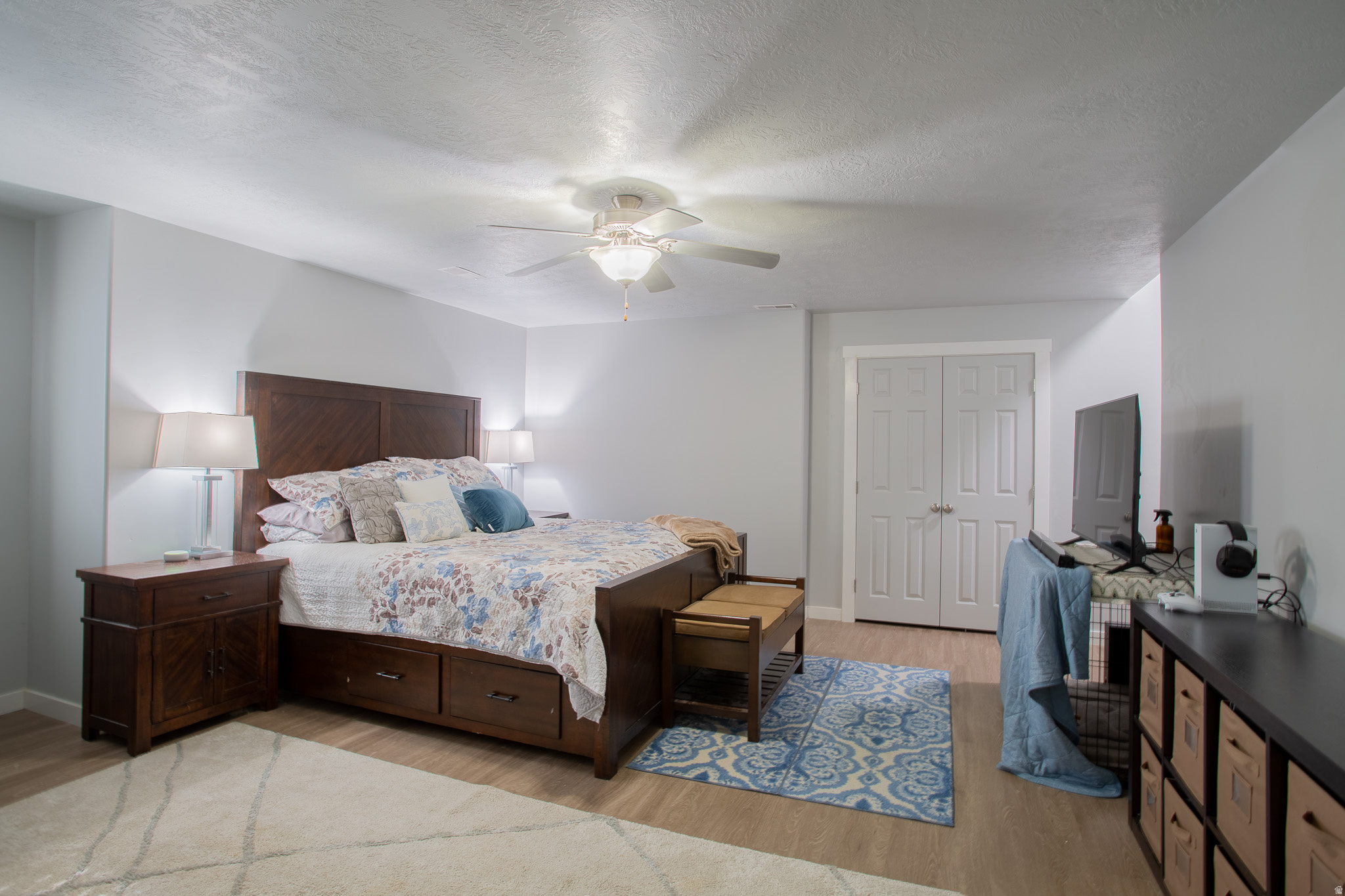 DAYBREAK - Residential