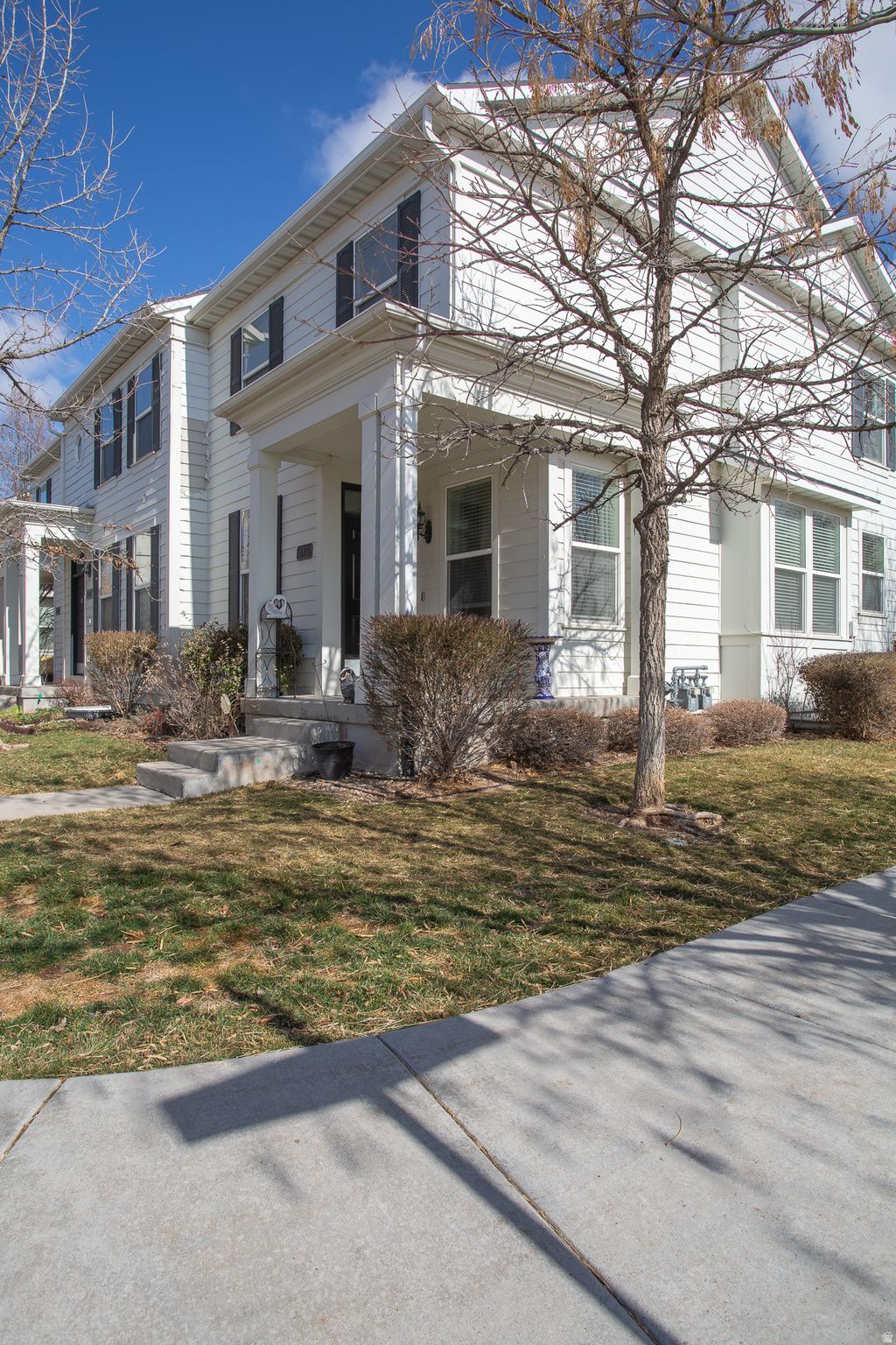 Photo of 11431 S LAKE FALLS RD W, South Jordan, UT 84009 (MLS # 2138822)