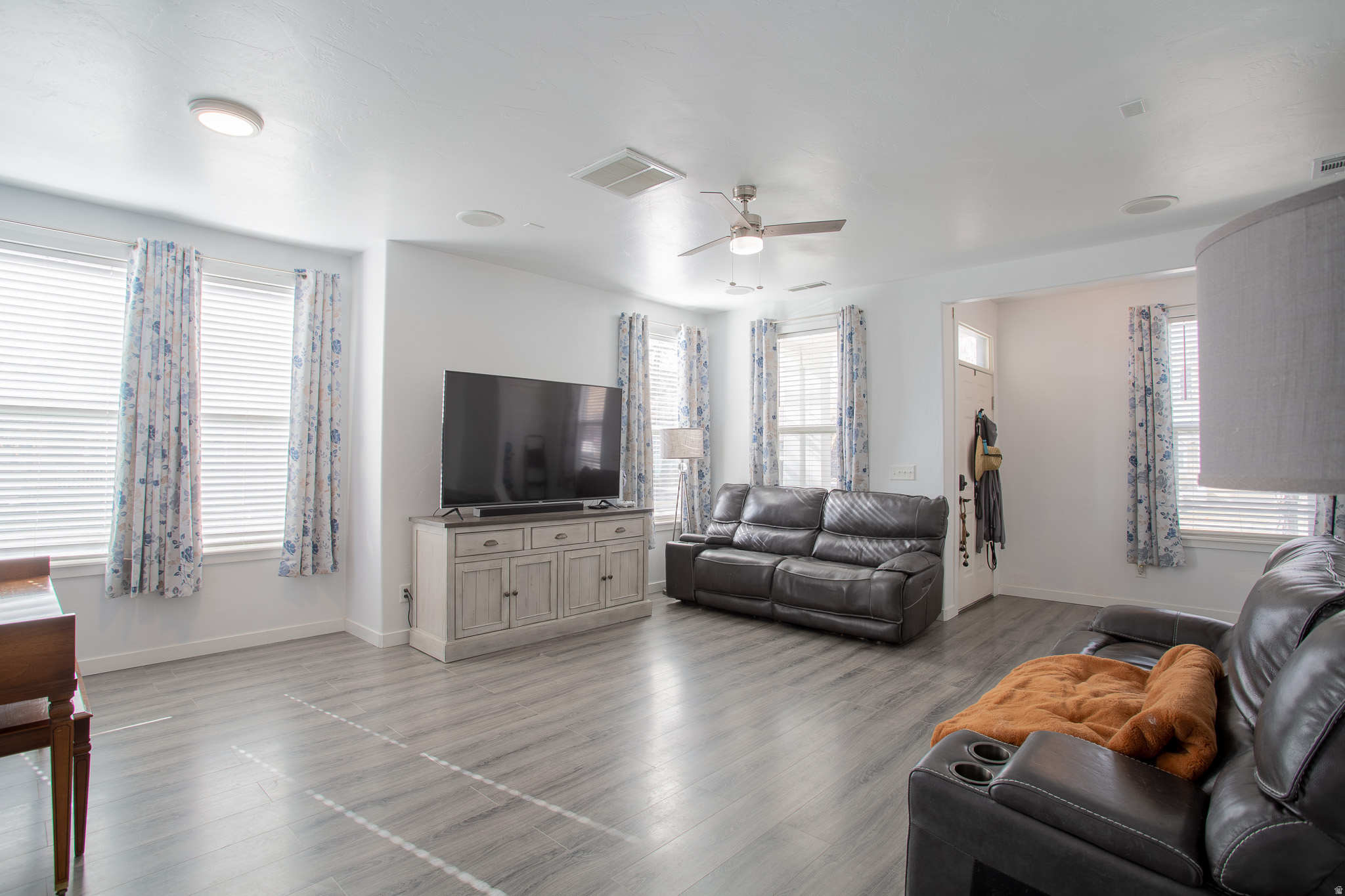 DAYBREAK - Residential