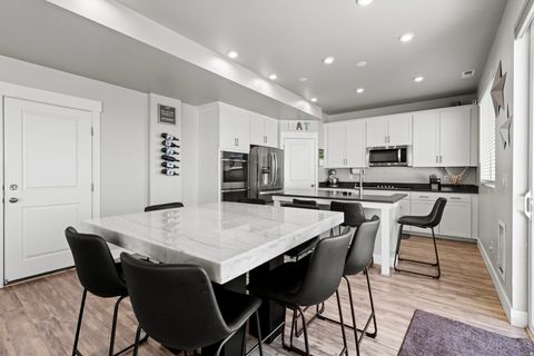 Tiny photo for 3214 S FIELDS AVE, Syracuse, UT 84075 (MLS # 2128391)