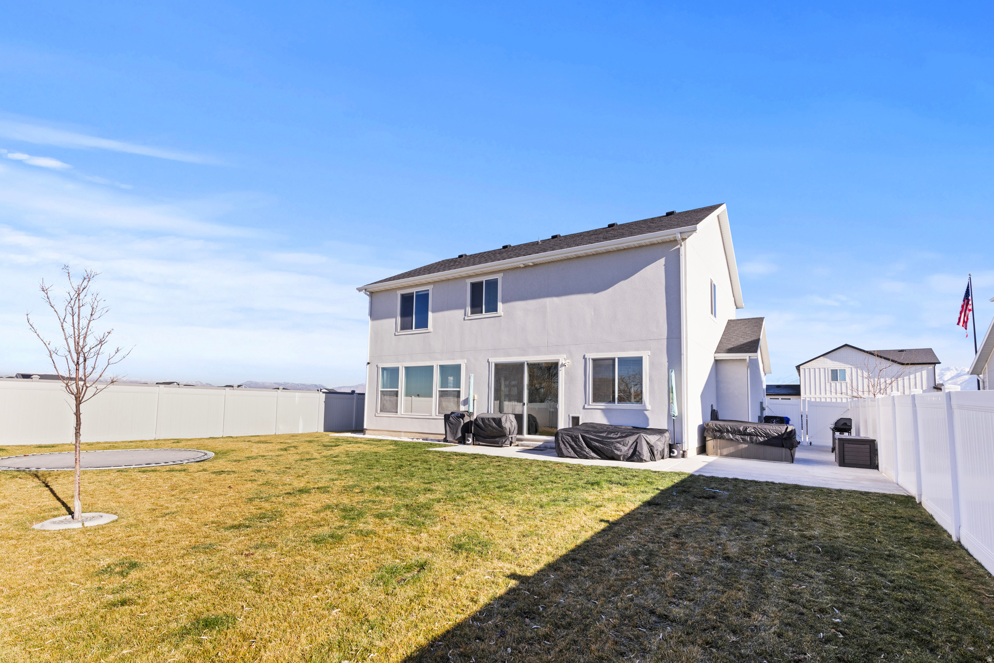 THE FIELDS - Residential