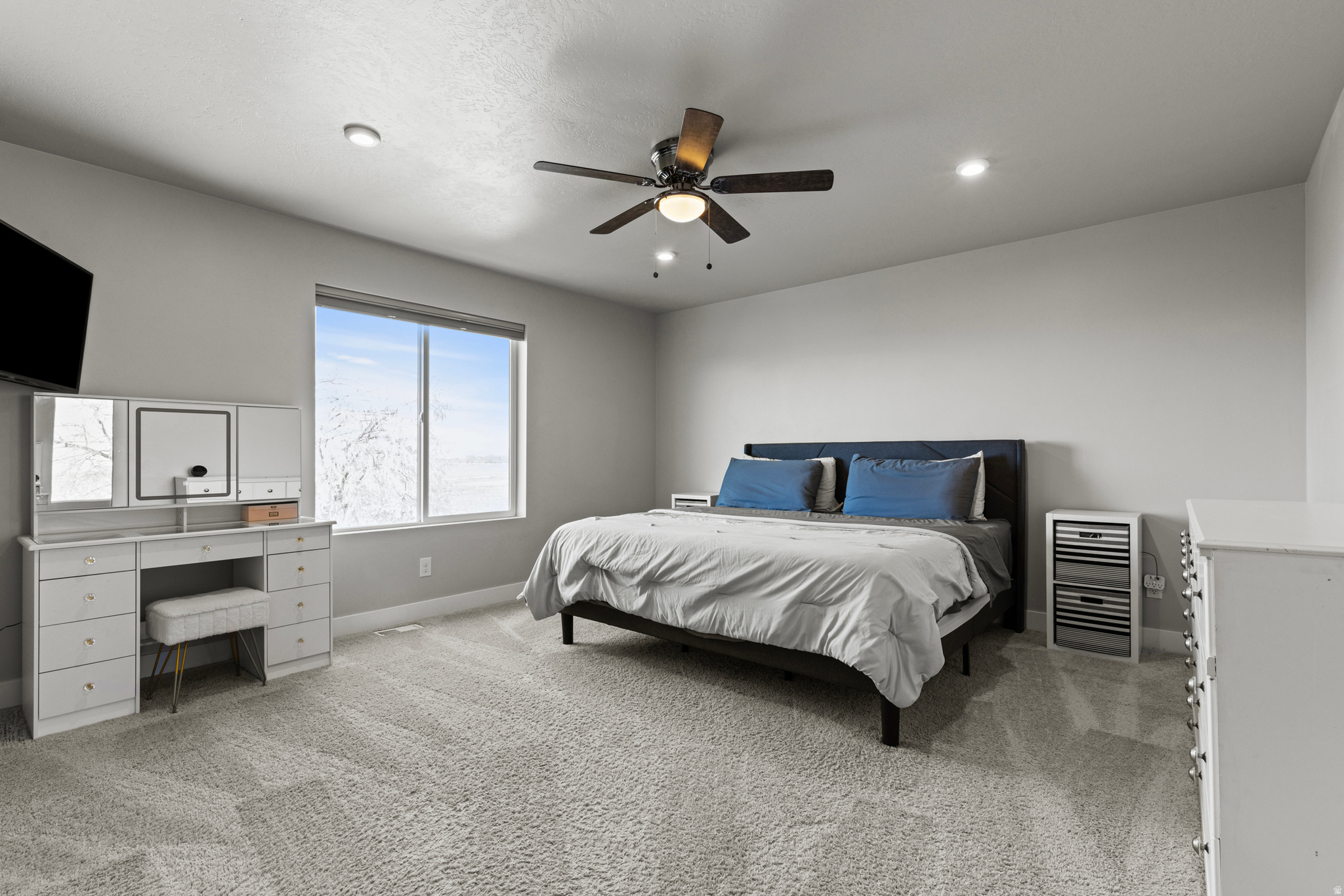 THE FIELDS - Residential