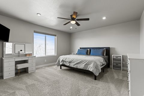 Tiny photo for 3214 S FIELDS AVE, Syracuse, UT 84075 (MLS # 2128391)