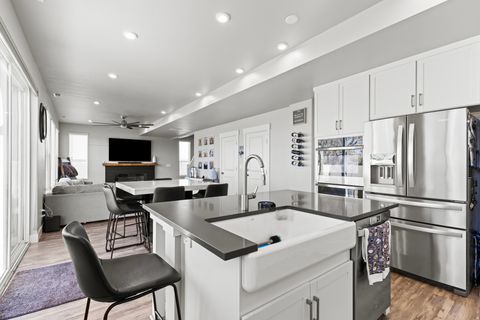 Tiny photo for 3214 S FIELDS AVE, Syracuse, UT 84075 (MLS # 2128391)