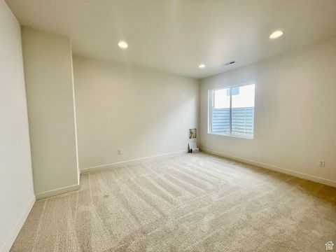 Tiny photo for 1632 W CANYON RIM RD #606, Lehi, UT 84048 (MLS # 2113531)