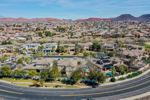 Tiny photo for 470 COUNTRY LN #11, Santa Clara, UT 84765 (MLS # 2183691)