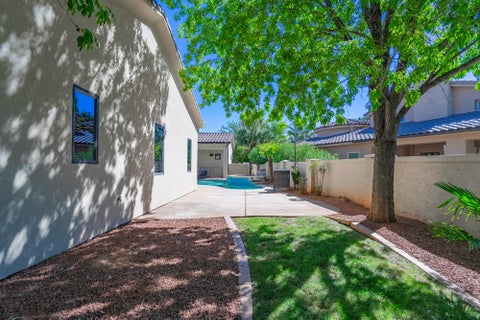Tiny photo for 470 COUNTRY LN #11, Santa Clara, UT 84765 (MLS # 2183691)
