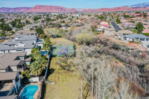 Tiny photo for 470 COUNTRY LN #11, Santa Clara, UT 84765 (MLS # 2183691)