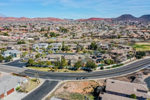 Tiny photo for 470 COUNTRY LN #11, Santa Clara, UT 84765 (MLS # 2183691)