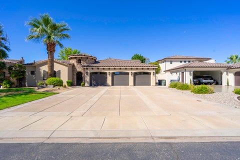 Tiny photo for 470 COUNTRY LN #11, Santa Clara, UT 84765 (MLS # 2183691)